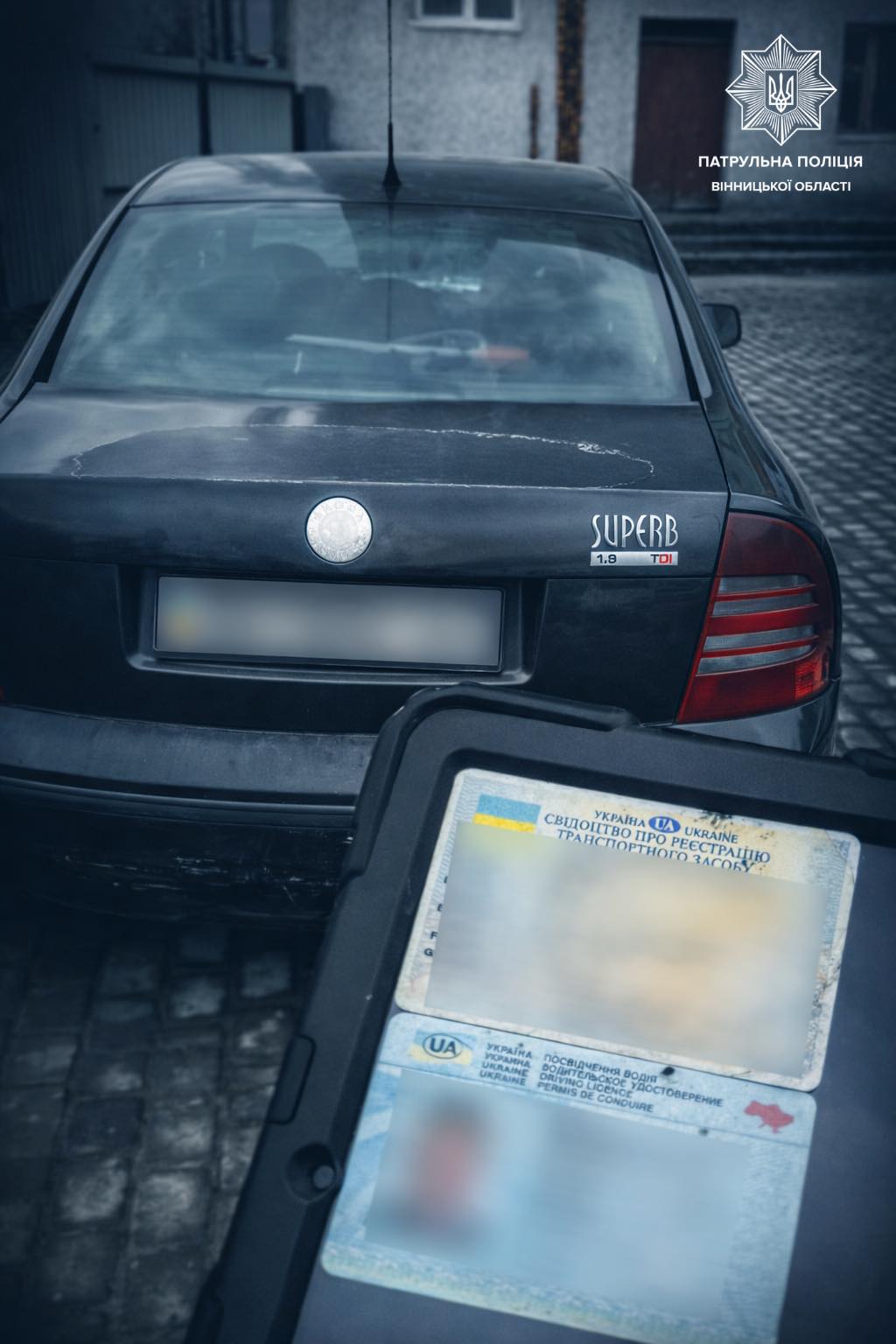 У Вінниці патрульні зупинили автомобіль, який перебував у розшуку з 2022 року