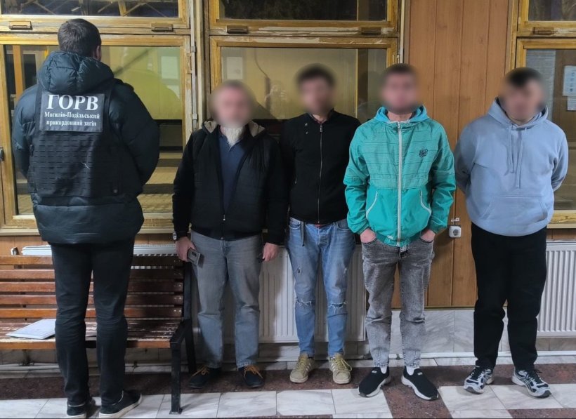 У Могилеві-Подільському прикордонники зупинили схему «кадрового експорту» за кордон