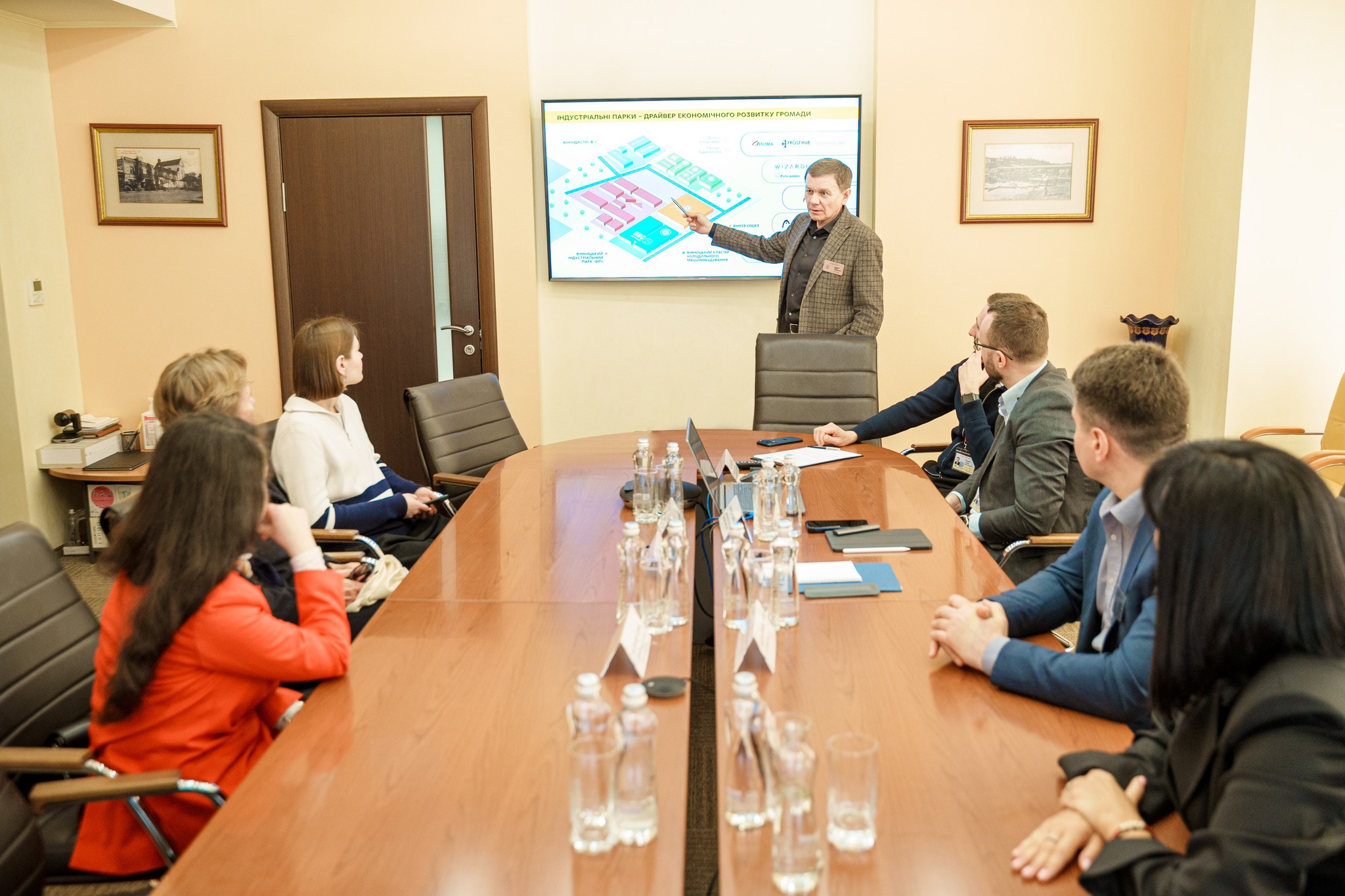 Підтримка підприємців та захист прав: Сергій Моргунов провів зустріч із бізнес-омбудсменкою Анкою Фельдгузен