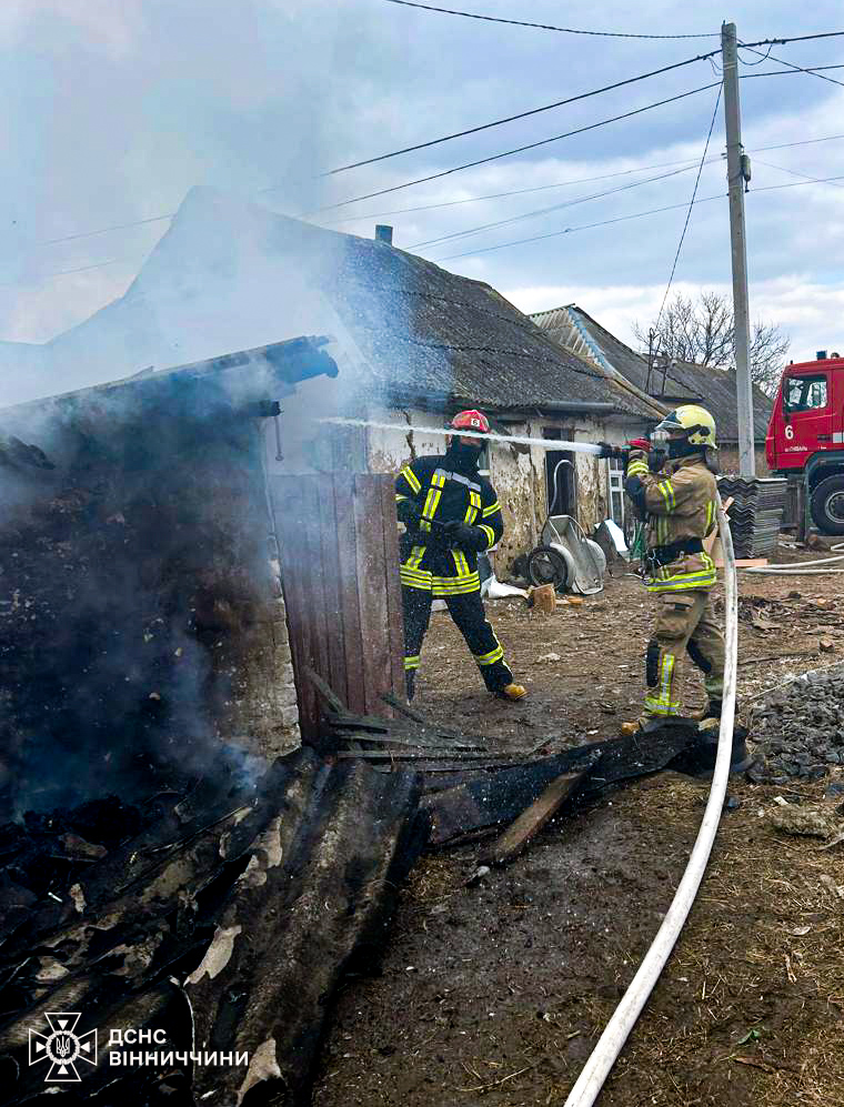 Від дитячих пустощів до несправних печей: ліквідували 10 пожеж у житловому секторі