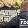 За 10 тис. доларів вінничанин оформляв фіктивну «групу»