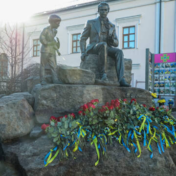 Борці однієї долі: у Вінниці вшанували пам’ять Кобзаря та сучасних захисників