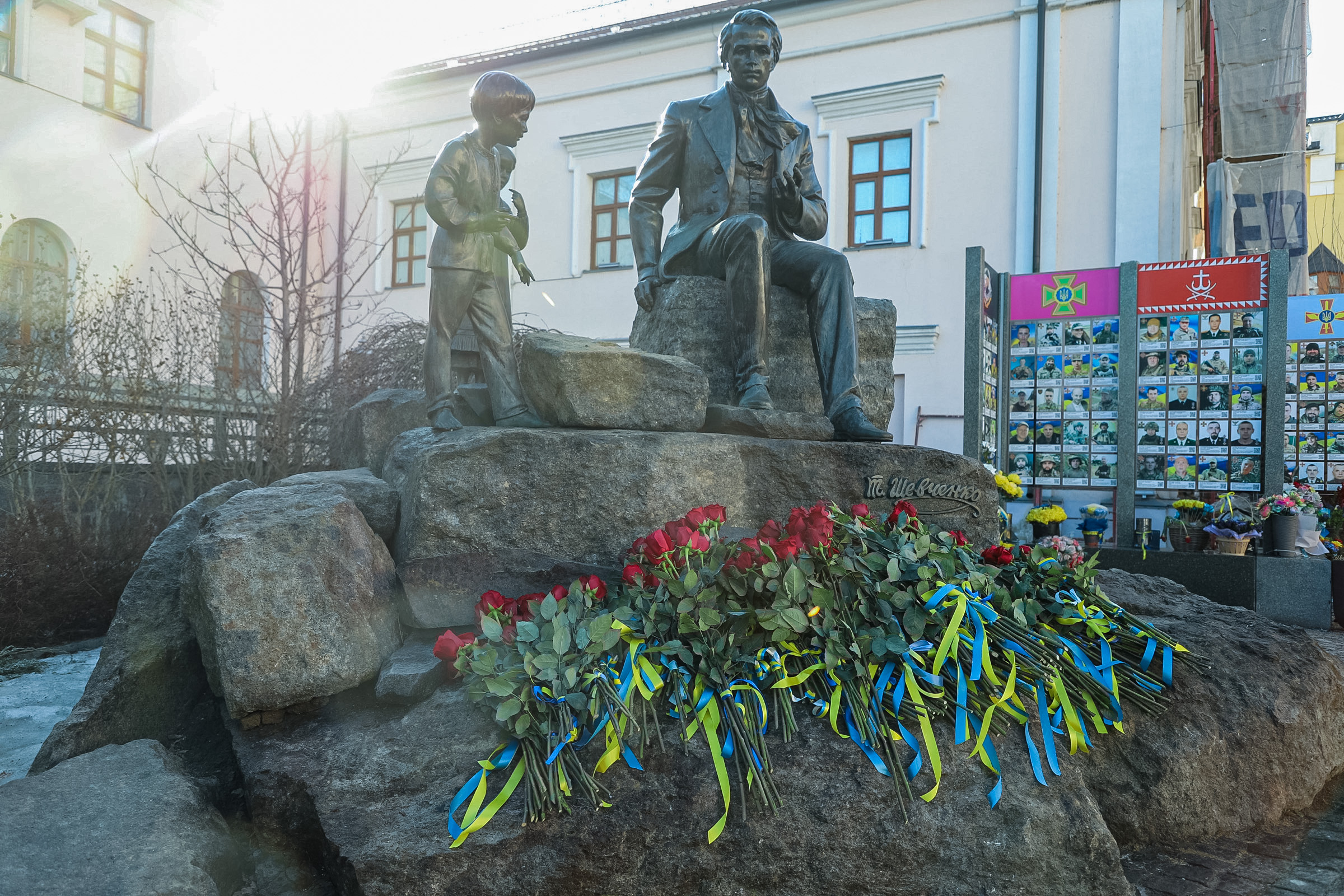 Борці однієї долі: у Вінниці вшанували пам’ять Кобзаря та сучасних захисників