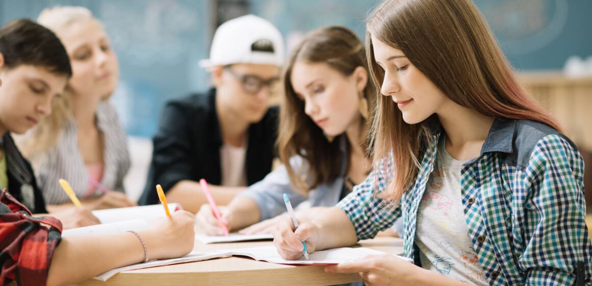 Вступна кампанія розпочалася: понад 300 тисяч абітурієнтів вже зареєструвалися на мультитест