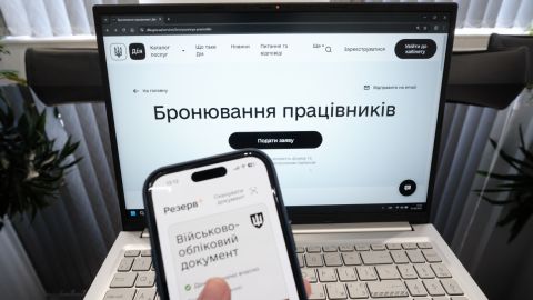 Працівників, які перебувають у розшуку ТЦК, тепер можна бронювати через «Дію»