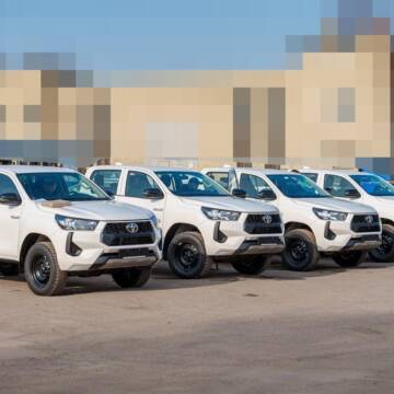 Міжрегіональний координаційний гуманітарний штаб передав чотири автомобілі Toyota Hilux для підрозділів Сил оборони України