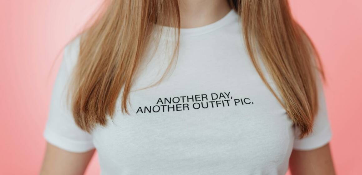 Друк на футболках: особливості та переваги послуги