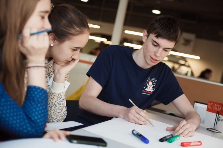 Як перетворити мрію на план: вінницьких підлітків кличуть на безоплатний тренінг