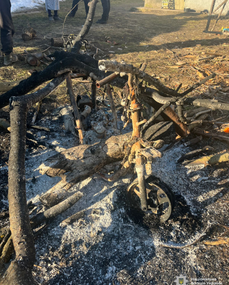 У Бершаді поліцейські затримали чоловіка, який підпалив мопед односельця