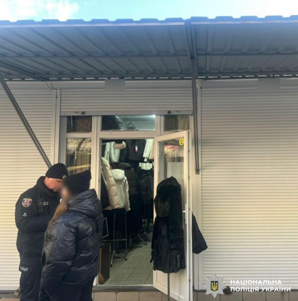 У Вінниці жінка викрала в продавчині ринку понад 43 000 гривень