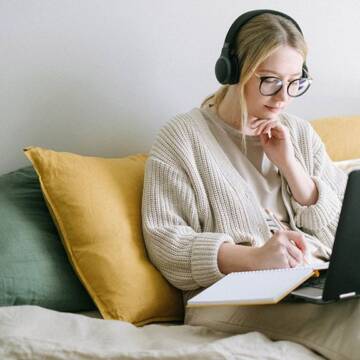 Робота з дому без вигорання: поради для ефективної віддаленої роботи