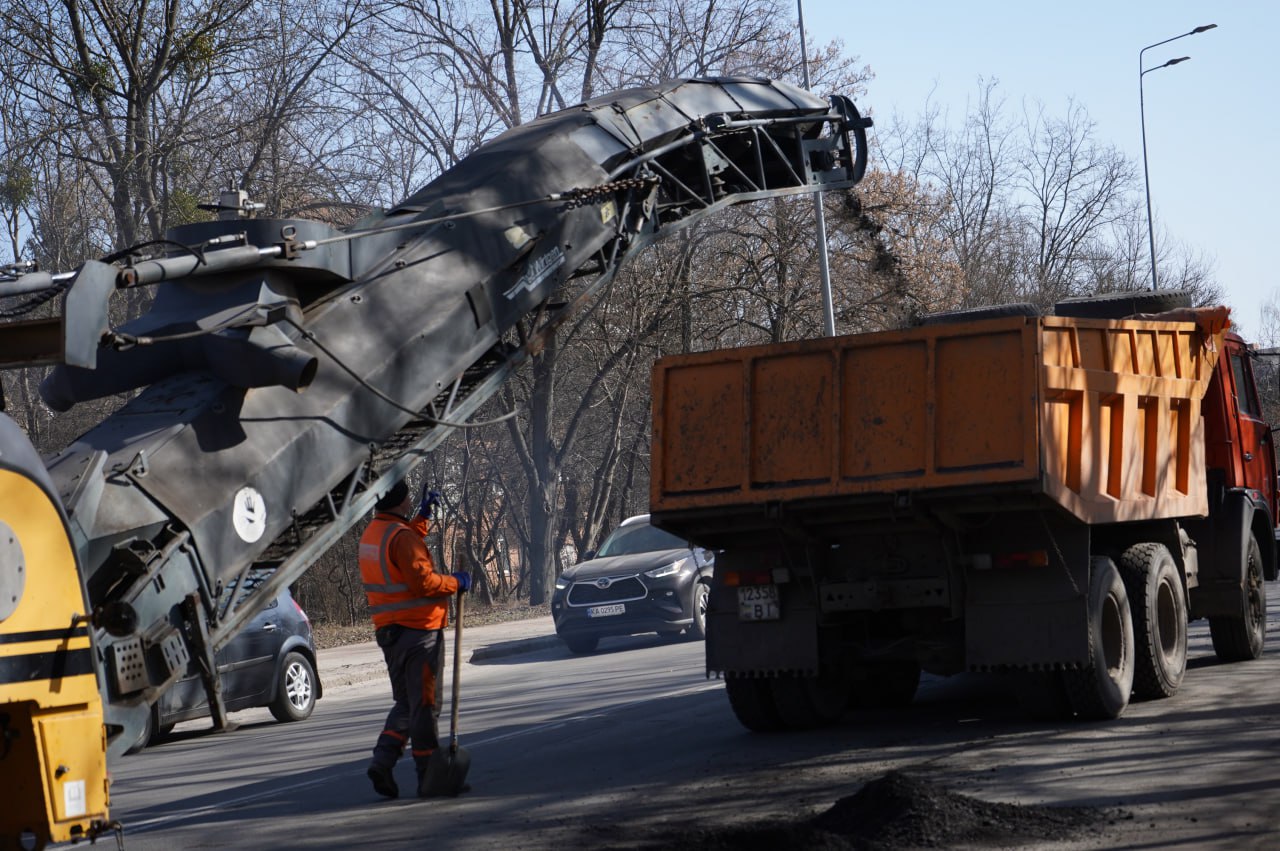 Вінниця переходить від «латкового» до повноцінного сезонного ремонту
