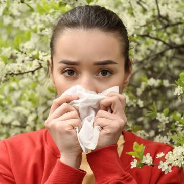 Весняне «пробудження»: чому наш організм штормить разом із погодою?