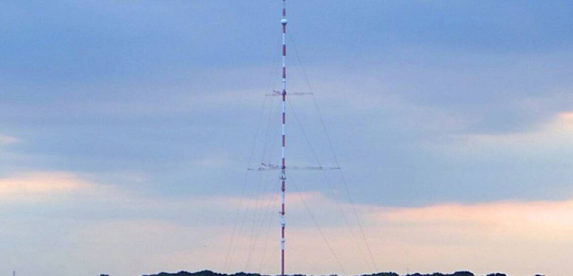 Т2 знову працює: на Вінниччині завершили ремонт телевежі