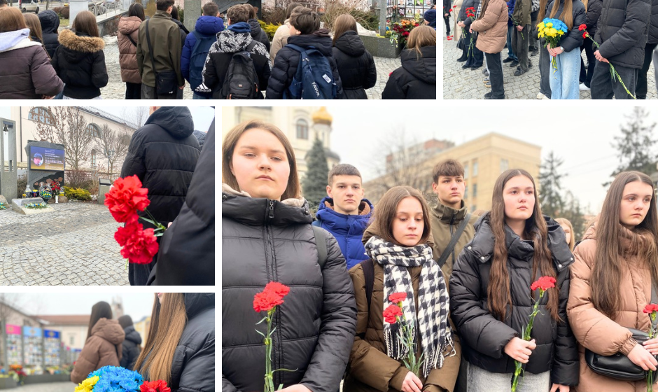 Вшанування пам'яті випускників У Вінниці вшановують пам’ять випускників шкіл, життя яких забрала війна