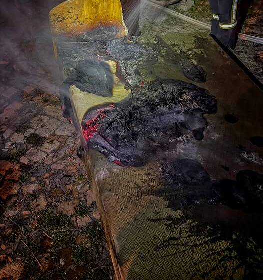 Хмільник У Хмільнику чоловік ледь не згорів заживо у власному ліжку