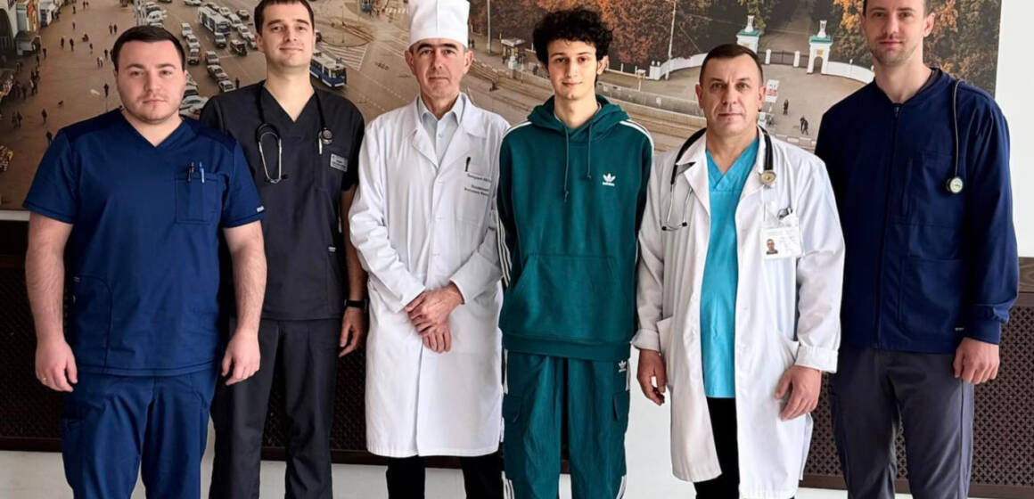 У Вінниці виписали юнака, який зазнав важких поранень під час атаки 24 березня