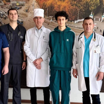 У Вінниці виписали юнака, який зазнав важких поранень під час атаки 24 березня