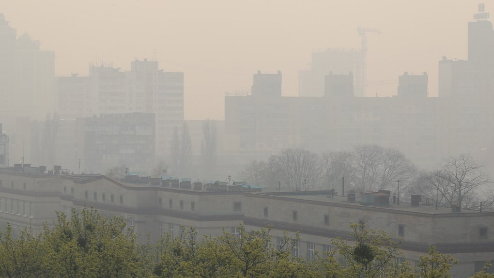 Пил із Сахари над Вінниччиною: які заходи безпеки рекомендують фахівці (ВІДЕО)