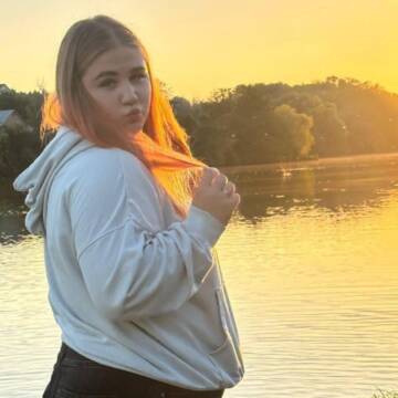 УВінниці розшукують 16-річну дівчину: прикмети зниклої (Оновлено)