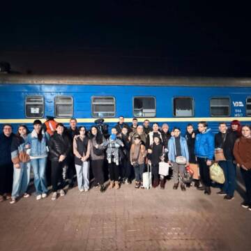 З Донеччини – до Вінниці: триває порятунок людей із небезпечних територій