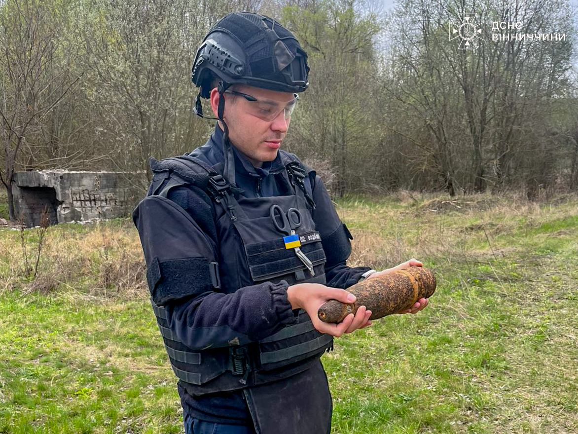 У Вінницькій області сапери ДСНС знищили вибухонебезпечні знахідки часів війни