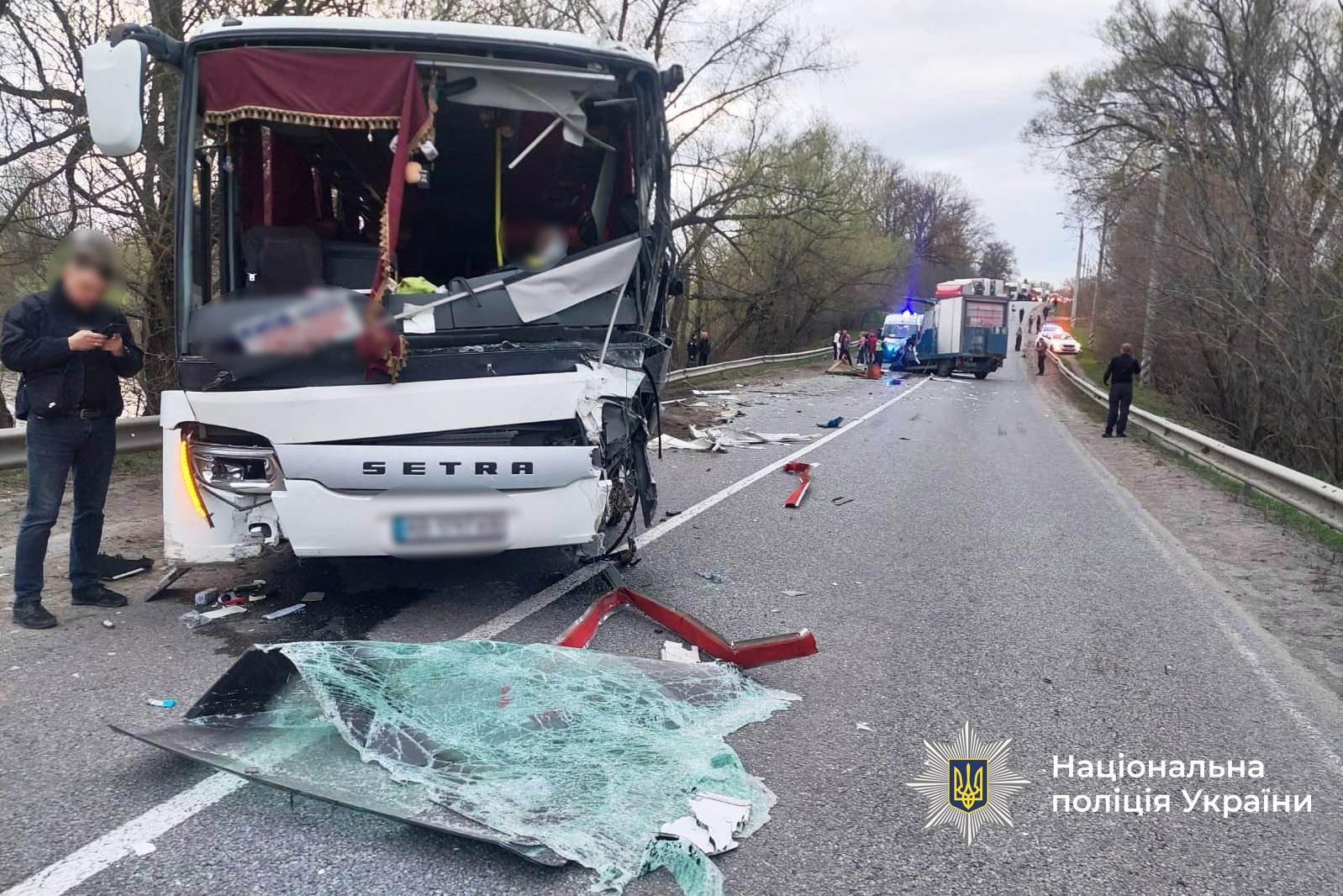 5404523985157953137 Смертельна ДТП на Хмільниччині: вантажівка зіткнулася з рейсовим автобусом