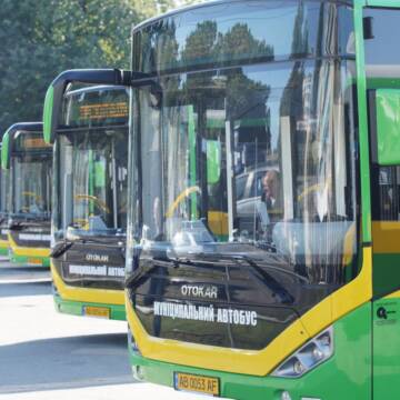 Додаткові маршрути працюватимуть у Вінниці на Провідну неділю