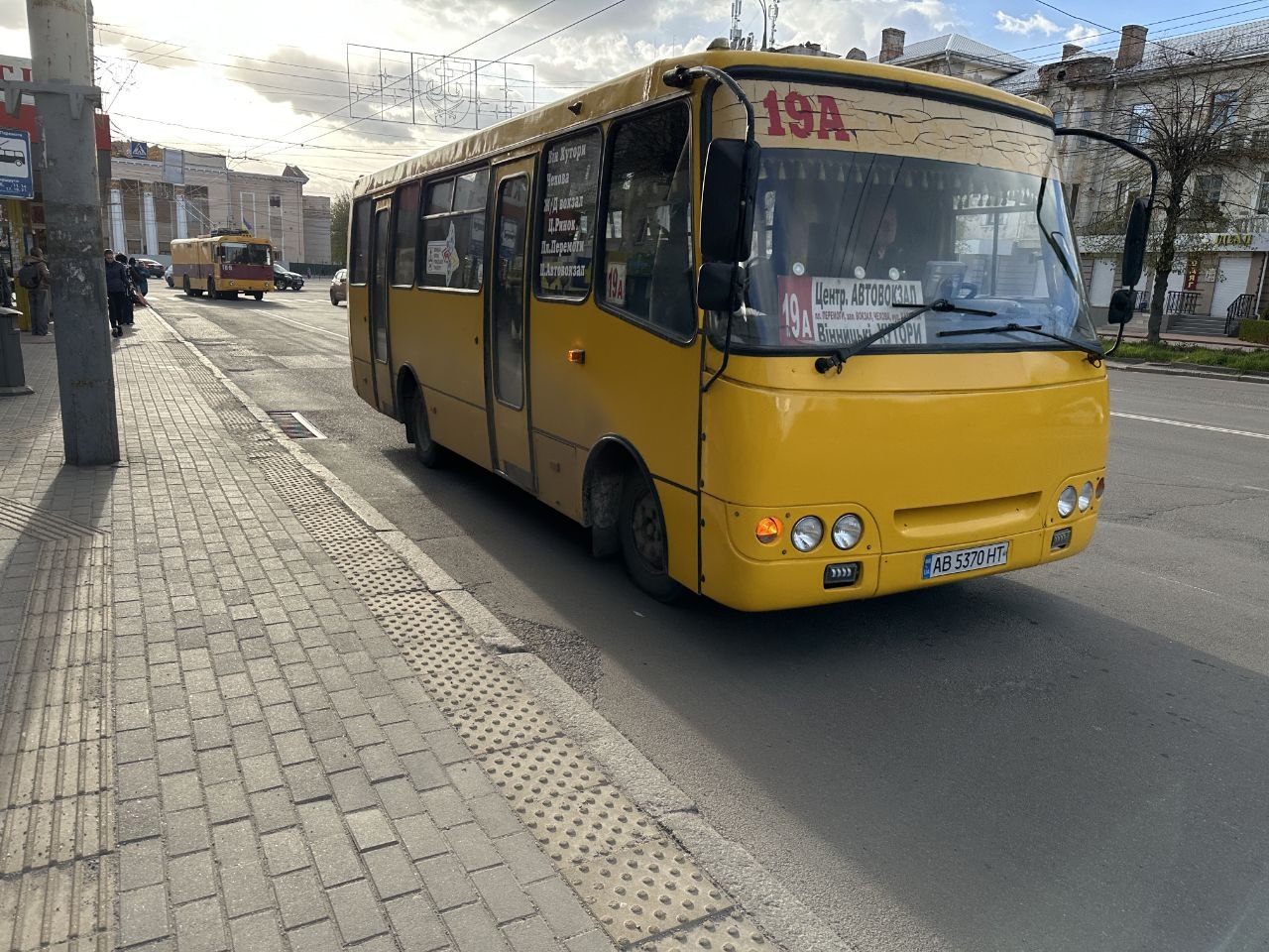 Проїзд у маршрутках Вінниці може подорожчати: що відомо про нові тарифи