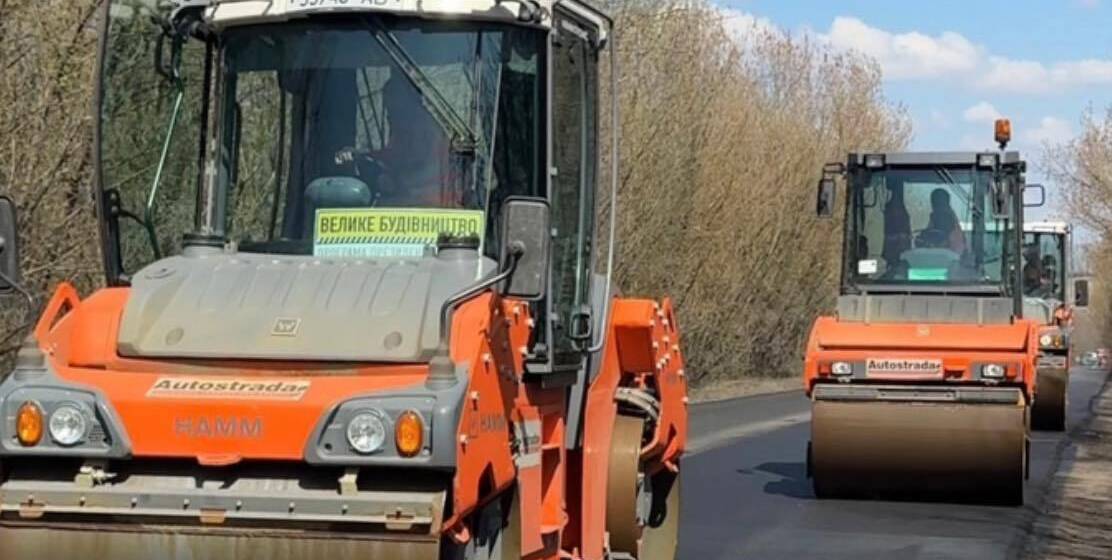 На автошляхах Вінниччини оновили понад 134 тисячі м² дорожнього покриття