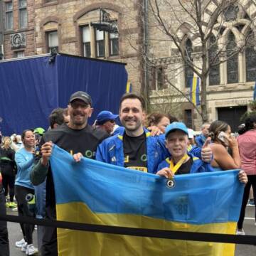 Вінничанин Ромчик Олексів пробіг марафонську дистанцію у Бостоні