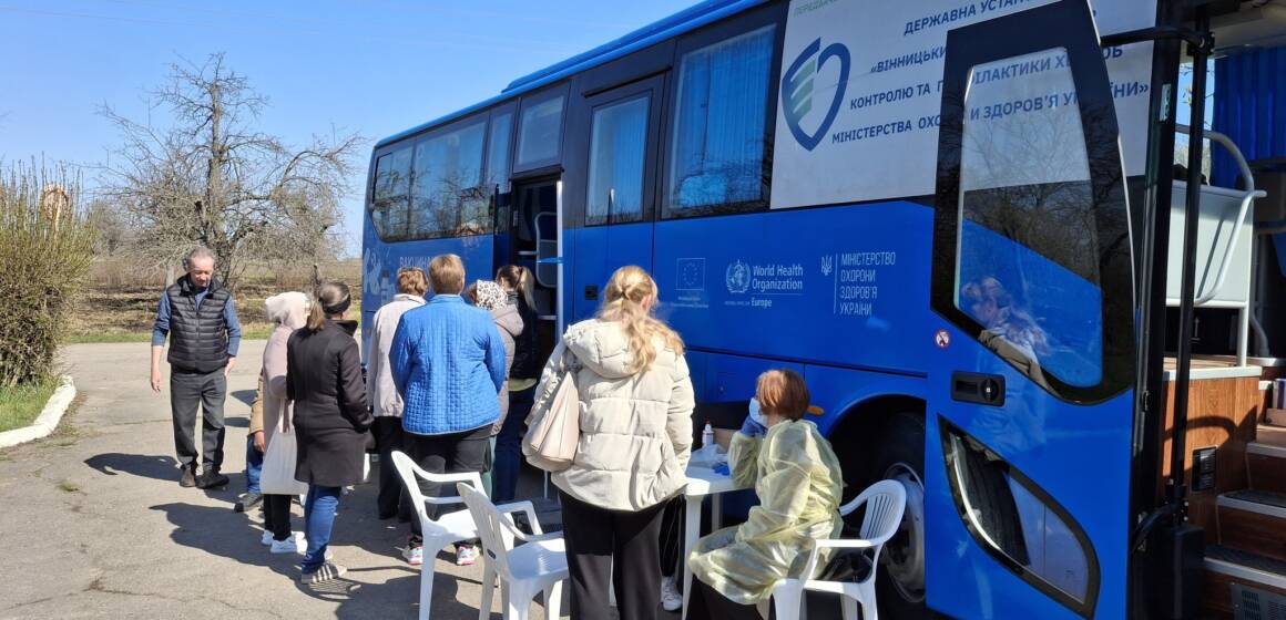 На Вінниччині тривають виїзні медичні обстеження для населення
