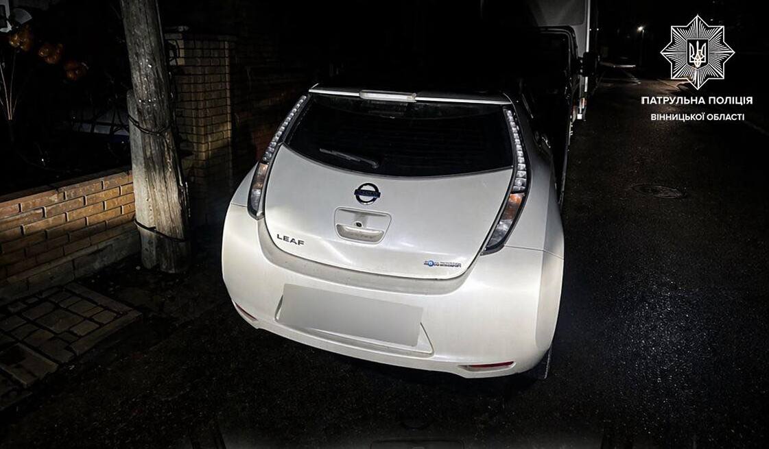 Водій напідпитку тікав від патрульних під час комендантської години