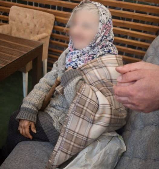 У Вінниці патрульні допомогли повернути додому літню жінку