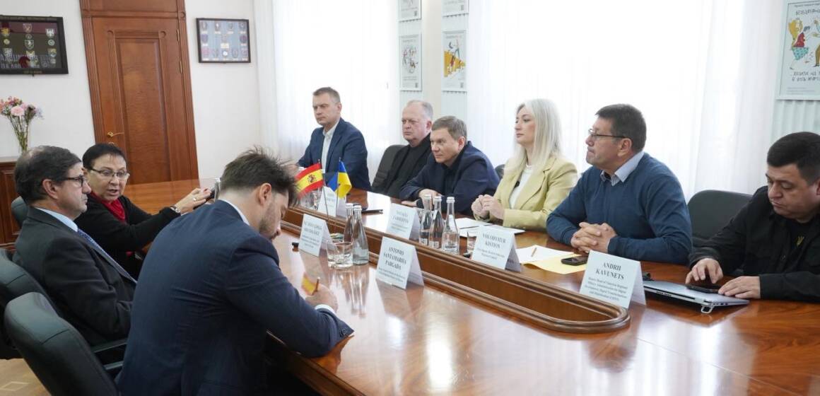 Вінниця поглиблює співпрацю з Іспанією: від екоавтобусів до паломницьких маршрутів