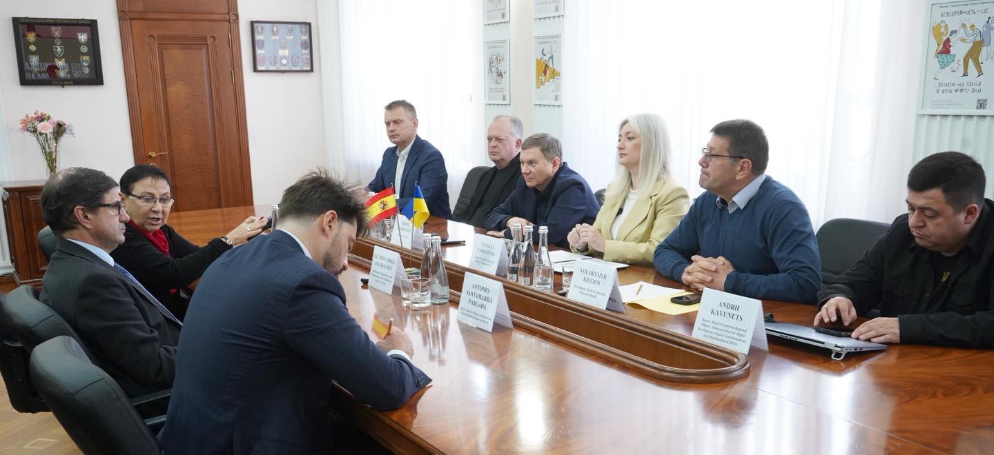 Вінниця поглиблює співпрацю з Іспанією: від екоавтобусів до паломницьких маршрутів