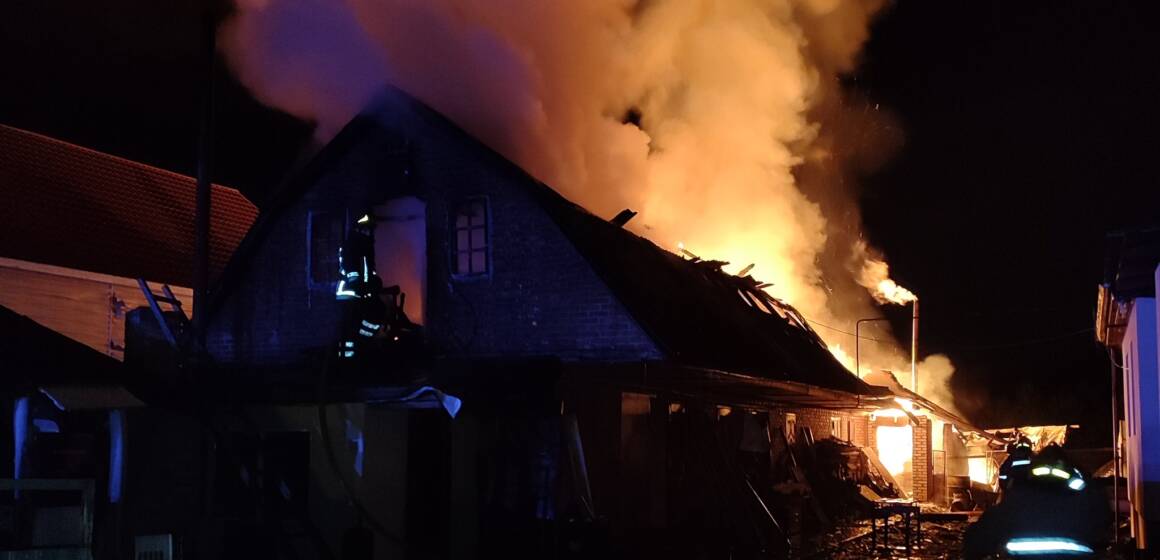 За добу на Вінниччині сталося 12 пожеж: горіли будинки та екосистеми