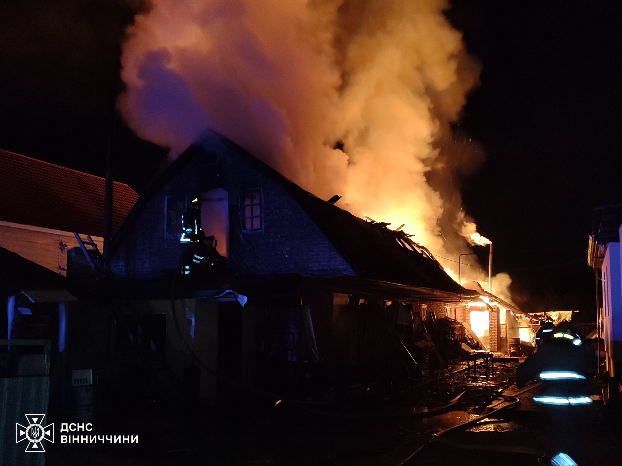 За добу на Вінниччині сталося 12 пожеж: горіли будинки та екосистеми
