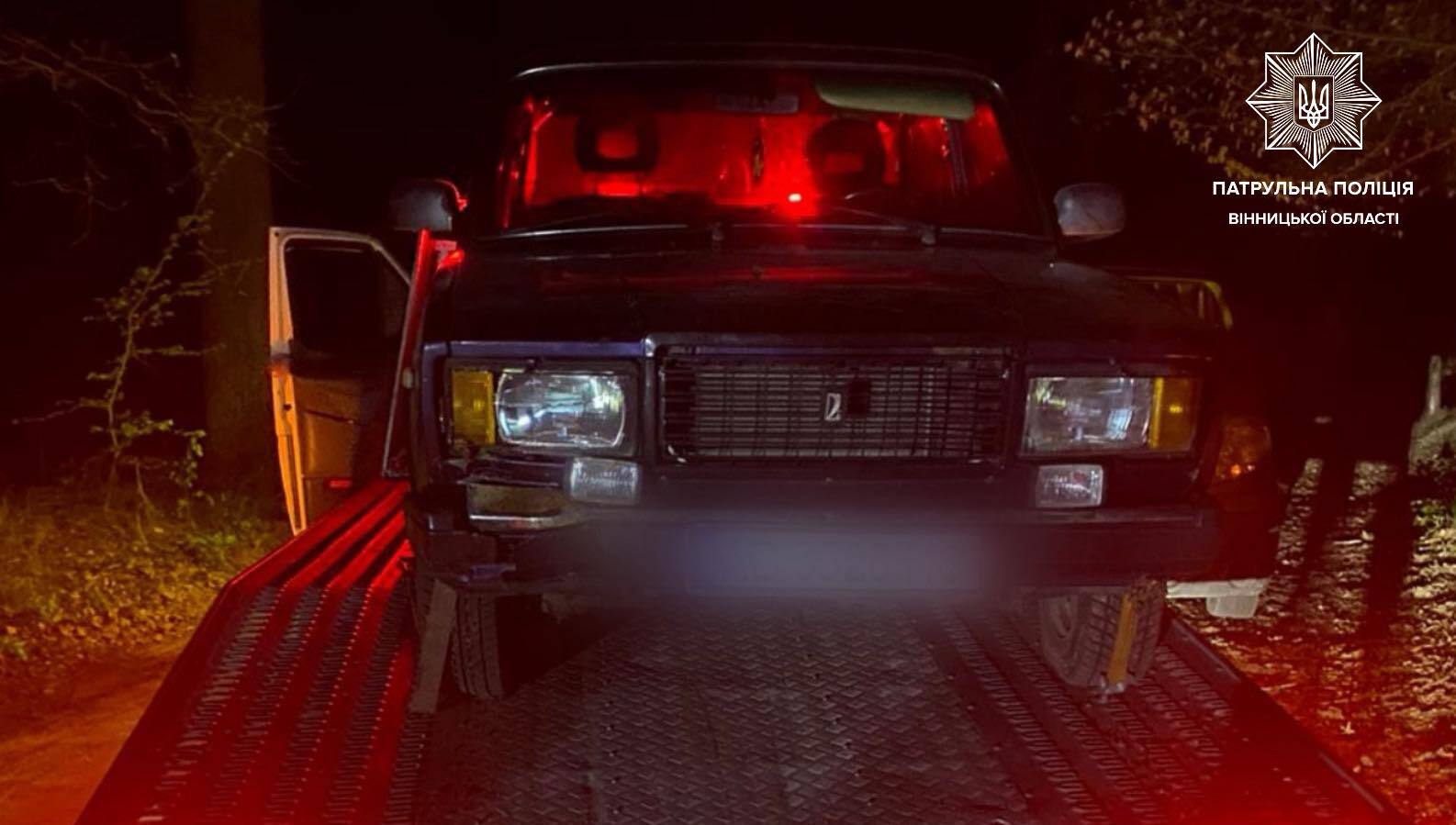 Водій з ознаками сп’яніння тікав від поліції та з’їхав у кювет під Вінницею