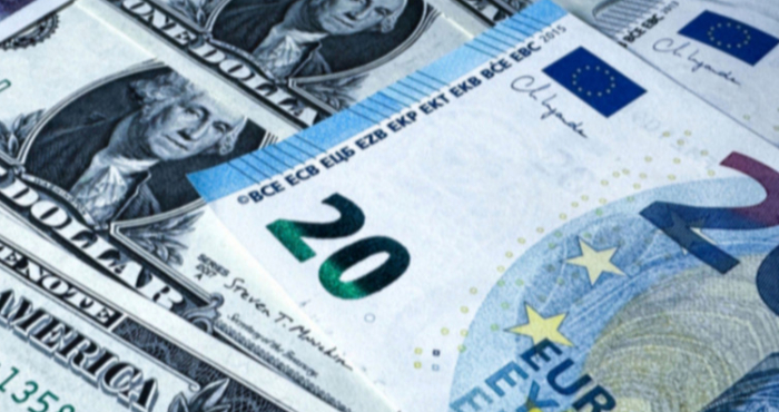 Курс валют на 15 квітня: долар і злотий зросли, євро різко пішов угору