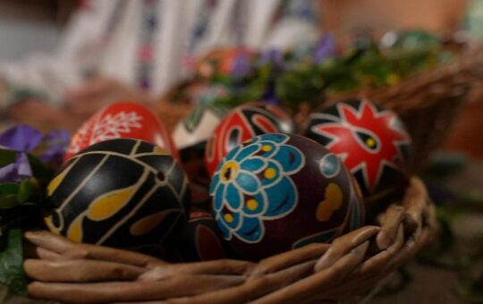 У Вінниці відкривається обласна виставка «Великодня писанка»