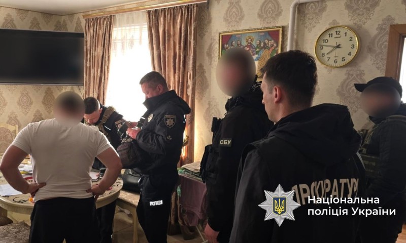 Нараховував зарплату «мертвим душам» ексдиректор ліцею на Вінниччині