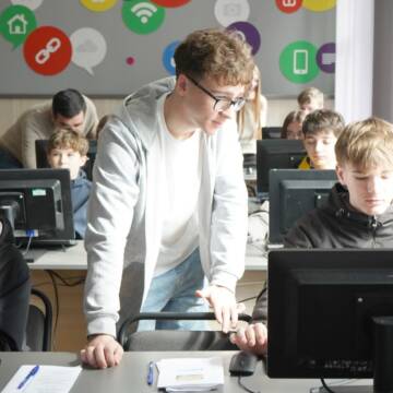 Проєкт ProfCAMP допомагає школярам Вінниці обрати майбутній фах у технічному коледжі