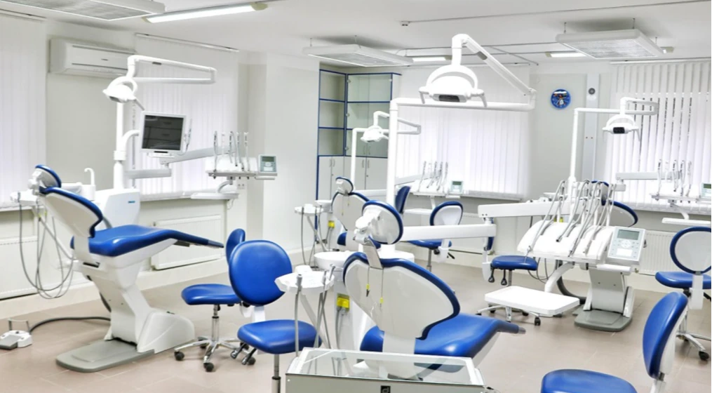 Комплексне оснащення медичних закладів: роль витратних матеріалів і систем у лікуванні