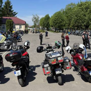 22 Близько двохсот мотоциклістів проїхали вулицями Вінниці в пам’ять про загиблих захисників