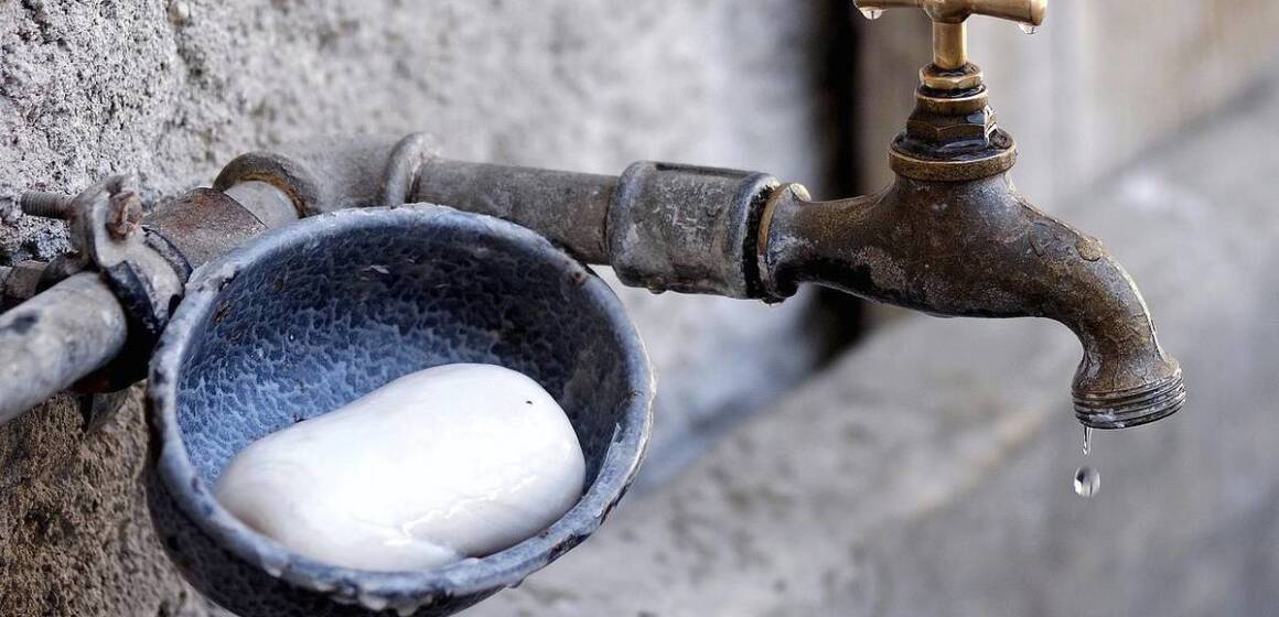 Комунальні роботи у Вінниці 4 травня: де не буде води та світла