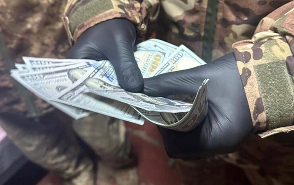 У Вінниці військовослужбовця ТЦК затримали на отриманні хабаря