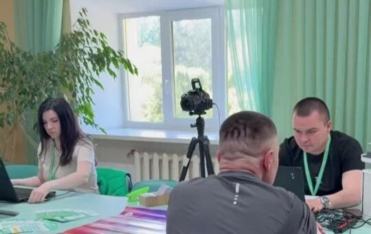 Звільненим із полону захисникам Маріуполя відновили водійські документи на Вінниччині