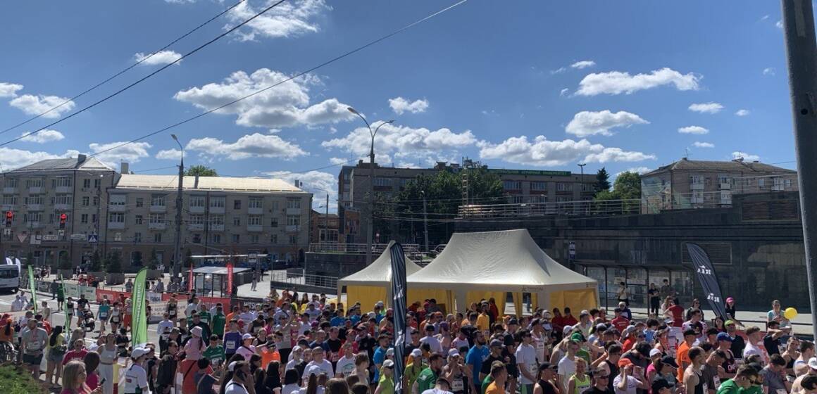«Vinnytsia Run-2026» зібрав рекордну кількість учасників: як у Вінниці пройшли напівмарафон та триатлон