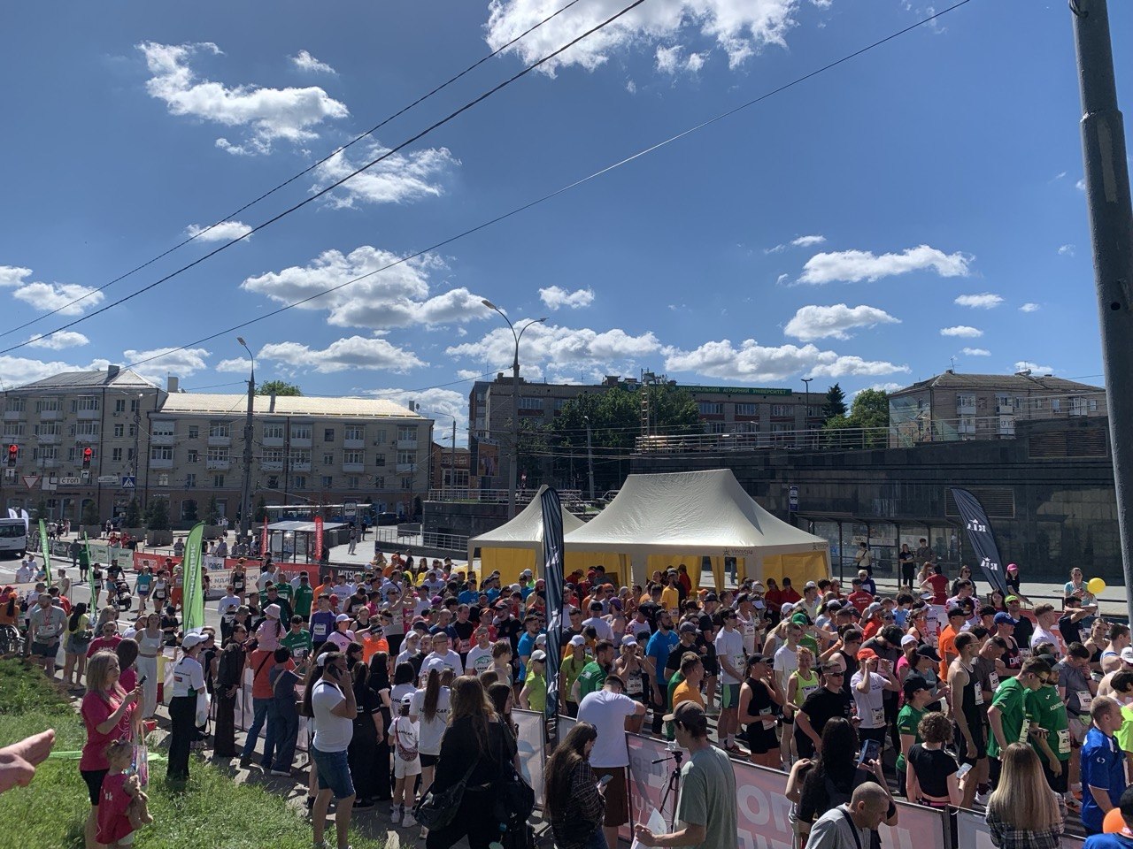 «Vinnytsia Run-2026» зібрав рекордну кількість учасників: як у Вінниці пройшли напівмарафон та триатлон